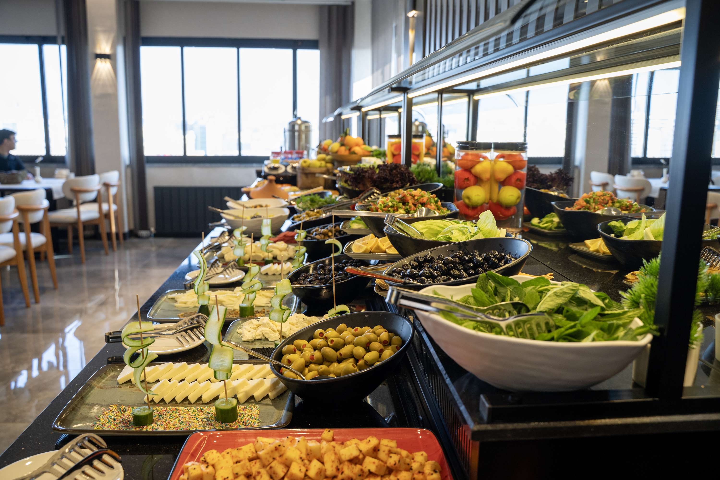 Zengin Açık Büfe Kahvaltı